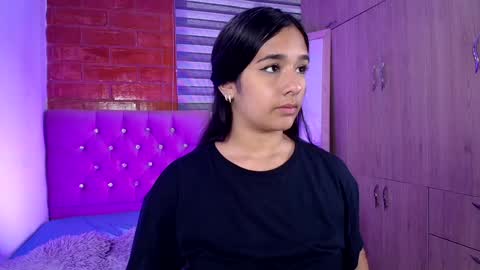 Snapshot of maeena chatting on December 2024 07:49:01 PM maeena online show from December 2024 07:49:01 PM