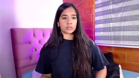 Snapshot of maeena chatting on December 2024 03:43:02 PM maeena online show from December 2024 03:43:02 PM