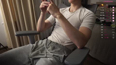 Snapshot of maestro3369 chatting on December 2024 07:11:02 PM Mike XMaestro 3369 online show from December 2024 07:11:02 PM