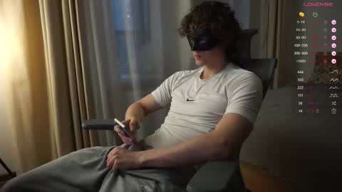 Snapshot of maestro3369 chatting on November 2025 01:00:01 PM Mike XMaestro 3369 online show from November 2025 01:00:01 PM