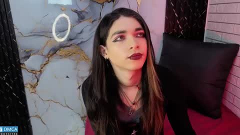 maevekuro online show from April 2026 01:56:01 AM