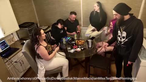 Snapshot of maevemads chatting on February 2025 04:26:02 AM Meaves online show from February 2025 04:26:02 AM