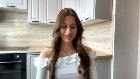 Sophie online show from April 2026 07:14:01 AM