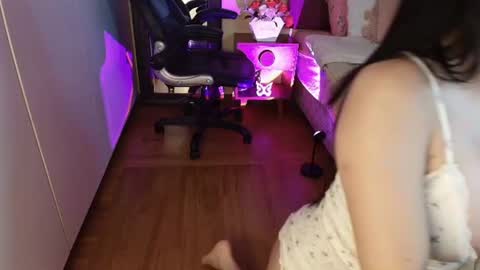 Snapshot of mafer_meow chatting on June 2026 12:32:02 AM Mafer Flor online show from June 2026 12:32:02 AM