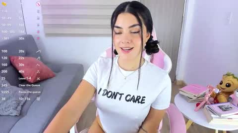 Eva online show from October 2025 04:30:01 PM