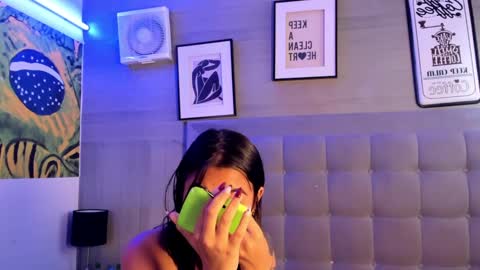 Snapshot of maggie_greene chatting on September 2025 01:00:02 PM Maggie online show from September 2025 01:00:02 PM