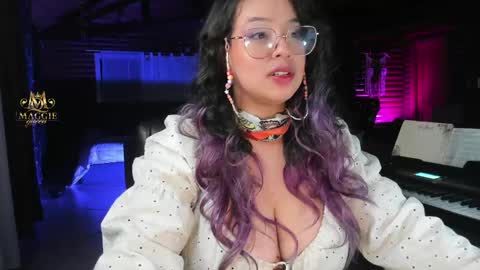 Luna online show from April 2026 12:46:02 AM