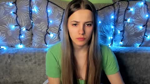 Maggie online show from December 2024 01:18:02 AM