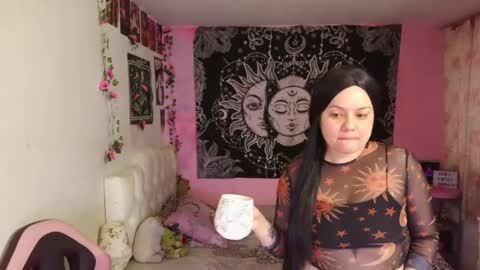 Snapshot of magic_clairewitch chatting on January 2025 11:08:01 PM Claire online show from January 2025 11:08:01 PM