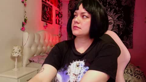 Snapshot of magic_clairewitch chatting on February 2025 01:14:02 AM Claire online show from February 2025 01:14:02 AM