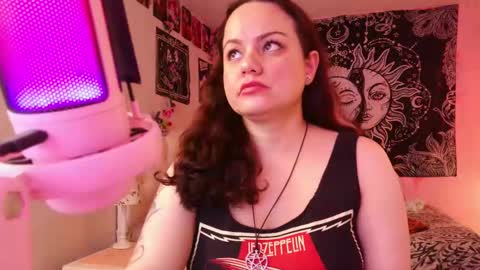 Snapshot of magic_clairewitch chatting on March 2025 03:49:01 PM Claire online show from March 2025 03:49:01 PM