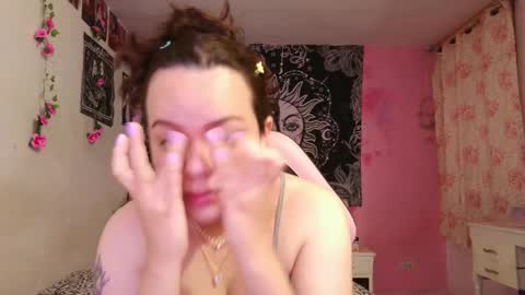 Snapshot of magic_clairewitch chatting on March 2025 11:44:02 PM Claire online show from March 2025 11:44:02 PM