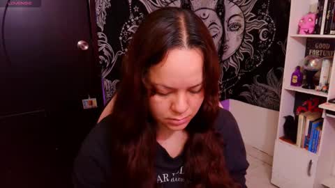 Snapshot of magic_clairewitch chatting on September 2025 12:39:02 PM Claire online show from September 2025 12:39:02 PM
