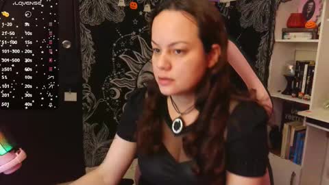 Snapshot of magic_clairewitch chatting on October 2025 11:27:02 PM Claire online show from October 2025 11:27:02 PM
