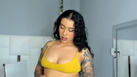 Snapshot of magic_marg chatting on January 2025 09:25:01 PM Marge online show from January 2025 09:25:01 PM