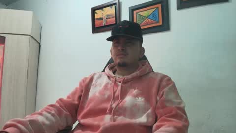 Snapshot of magic_milk23 chatting on November 2025 07:38:02 AM magic_milk23 online show from November 2025 07:38:02 AM