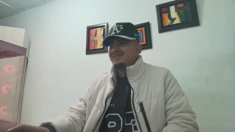 Snapshot of magic_milk23 chatting on November 2025 04:36:01 AM magic_milk23 online show from November 2025 04:36:01 AM
