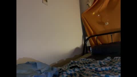 Mikky or Moon online show from November 2025 08:29:01 PM