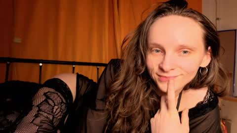 Mikky or Moon online show from April 2026 09:57:02 PM