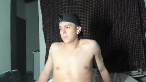 Snapshot of magic_tony chatting on February 2025 12:14:01 AM Tony Hoffa online show from February 2025 12:14:01 AM