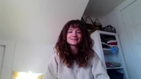 Snapshot of magicalmissmolly chatting on October 2025 10:21:02 PM magicalmissmolly online show from October 2025 10:21:02 PM