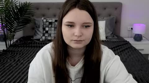 Emily online show from March 2026 07:23:01 AM