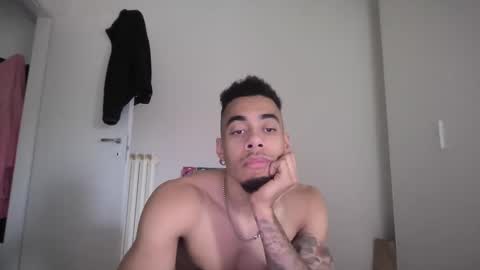 Magicsempai online show from December 2024 12:23:02 PM