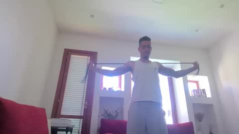 Magicsempai online show from September 2025 10:29:01 AM