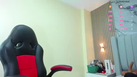 magievans1 online show from November 2025 12:38:02 PM