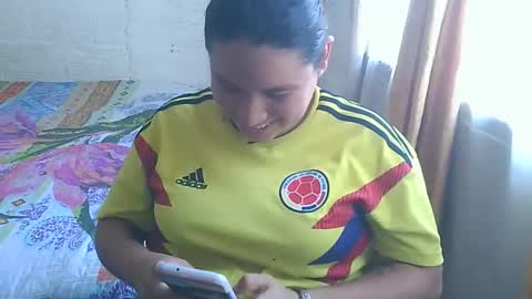 Maggie Taylor online show from October 2025 05:25:01 PM