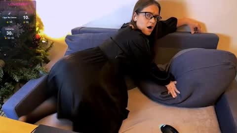 Snapshot of magisuw chatting on November 2025 04:56:01 AM Jade online show from November 2025 04:56:01 AM