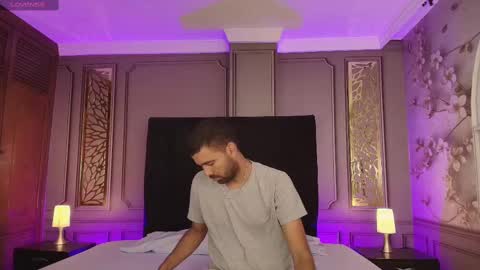 Magnus Alejo online show from November 2025 09:41:01 AM