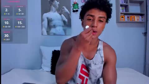 Snapshot of magnusking_ chatting on November 2025 01:50:02 AM Magnus King online show from November 2025 01:50:02 AM