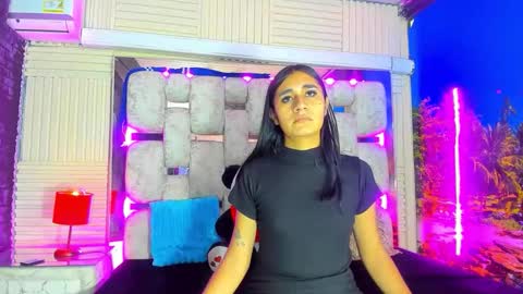 mahiara hot online show from May 2026 12:55:02 PM