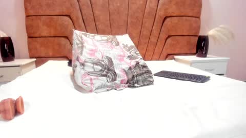 MAHIA online show from December 2024 04:35:02 PM