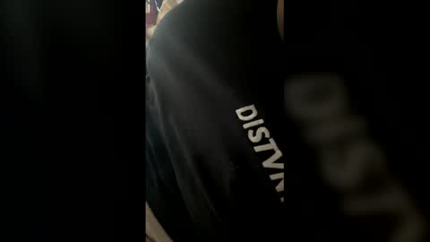 Snapshot of mahogany32 chatting on December 2025 08:13:02 PM Mahogany online show from December 2025 08:13:02 PM