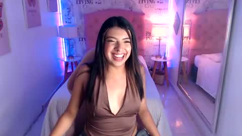 Snapshot of maia_reficco chatting on June 2026 03:05:01 PM Maia Reficco online show from June 2026 03:05:01 PM