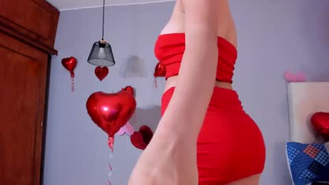 Snapshot of maia_w10 chatting on February 2025 12:57:02 PM Maia online show from February 2025 12:57:02 PM