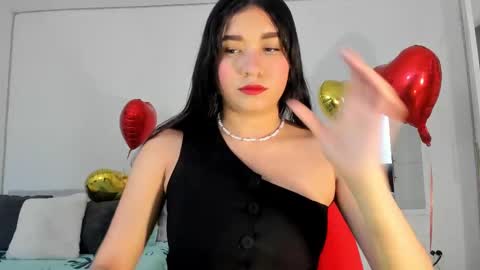 Snapshot of maia_w10 chatting on February 2025 12:37:01 PM Maia online show from February 2025 12:37:01 PM