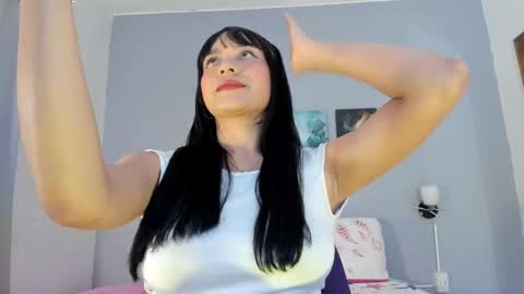 Snapshot of maia_w10 chatting on September 2025 12:05:01 PM Maia online show from September 2025 12:05:01 PM