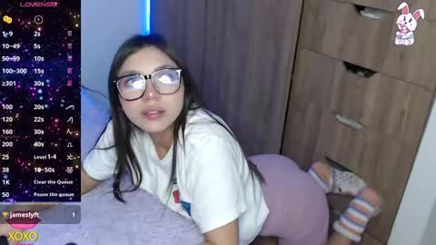 Snapshot of maiaa_evans chatting on March 2025 02:03:01 AM    t  online show from March 2025 02:03:01 AM