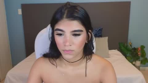 Maiaa Ruiz  online show from January 2025 01:12:02 PM