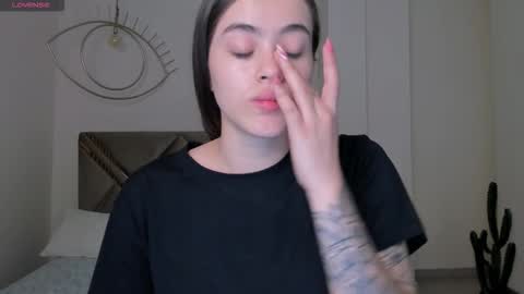  Maia  online show from February 2026 05:41:01 PM