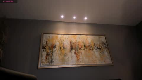  Maia  online show from February 2026 06:01:02 PM