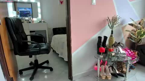   online show from July 2026 10:03:01 PM