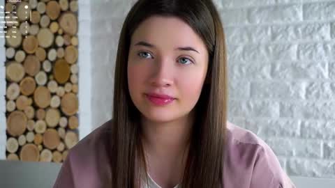 Lucy online show from November 2025 02:13:01 AM