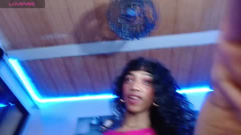 Bella Maidi online show from January 2025 01:47:01 PM