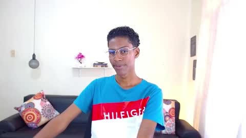 Snapshot of maiki18 chatting on January 2025 01:56:02 PM I am Maik online show from January 2025 01:56:02 PM