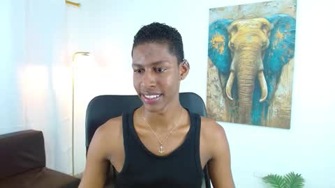 Snapshot of maiki18 chatting on October 2025 09:00:02 PM I am Maik online show from October 2025 09:00:02 PM