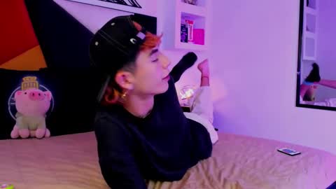 Maiky Cooper online show from December 2025 08:13:01 PM